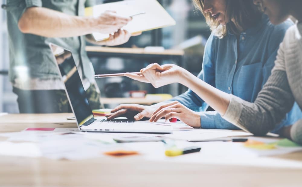 internal-marketing-team-header-min