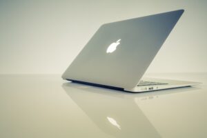 Macbook apple marketing strategy