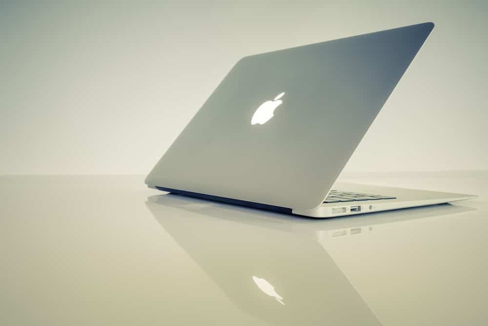 Macbook apple marketing strategy